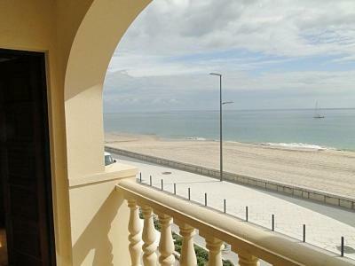 Luxuoso Apartamento Na Praia Sesimbra Exterior photo